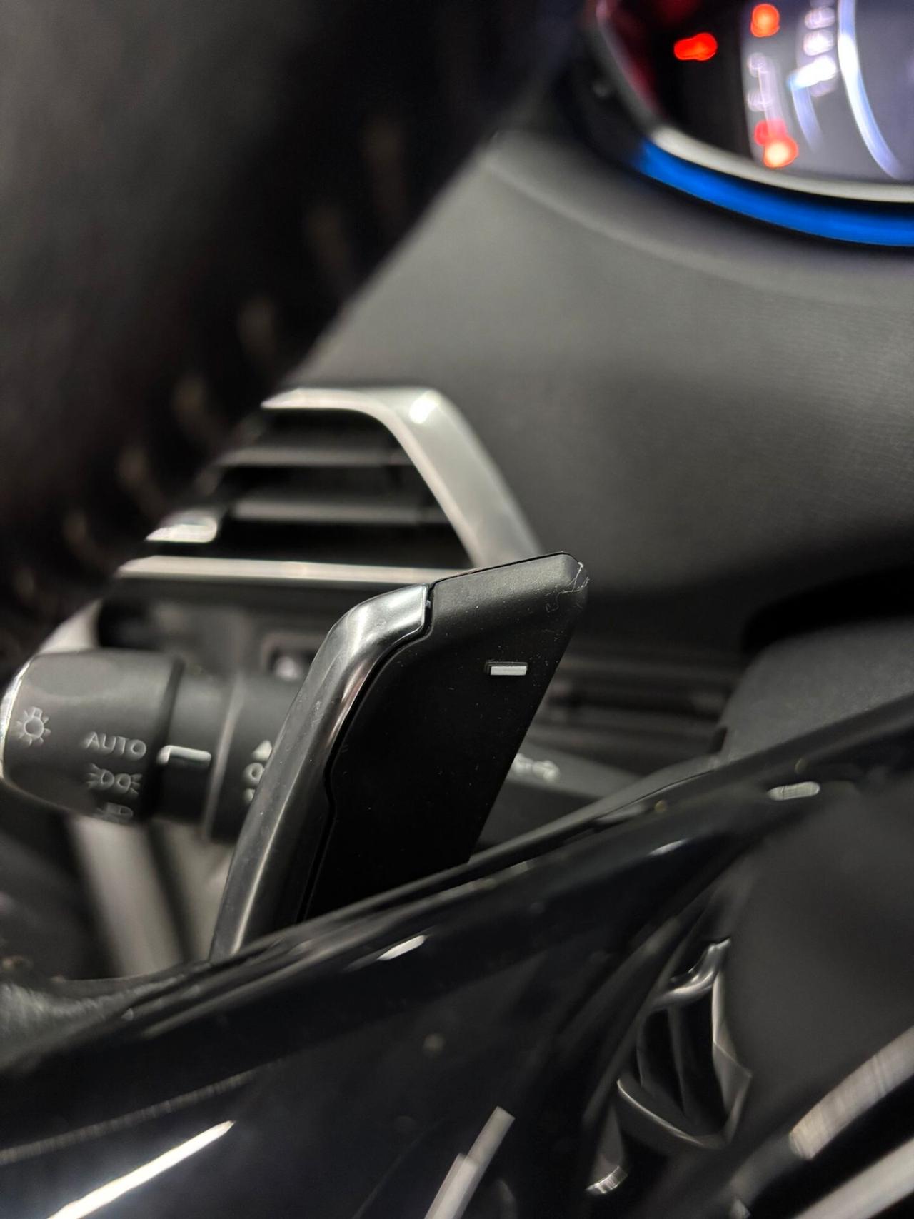 Peugeot 3008 1.5 BlueHDi 130 S&S EAT8 Allure