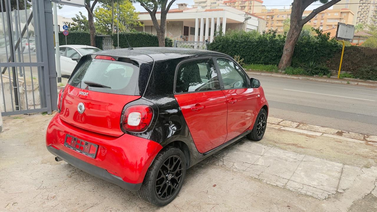 Smart ForFour 70 1.0 Passion