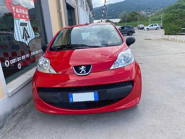 Peugeot 107 1.0 68CV 3p. Plaisir