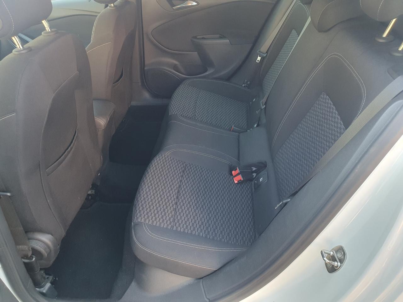 Opel Astra 1.6 CDTi Berlina 110CV Euro6