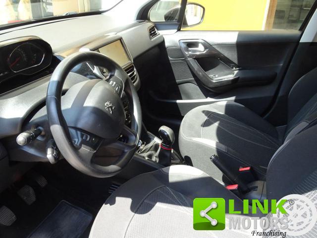 PEUGEOT 208 1.2 82 CV - GPL