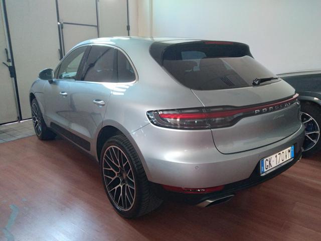 PORSCHE Macan 2.0