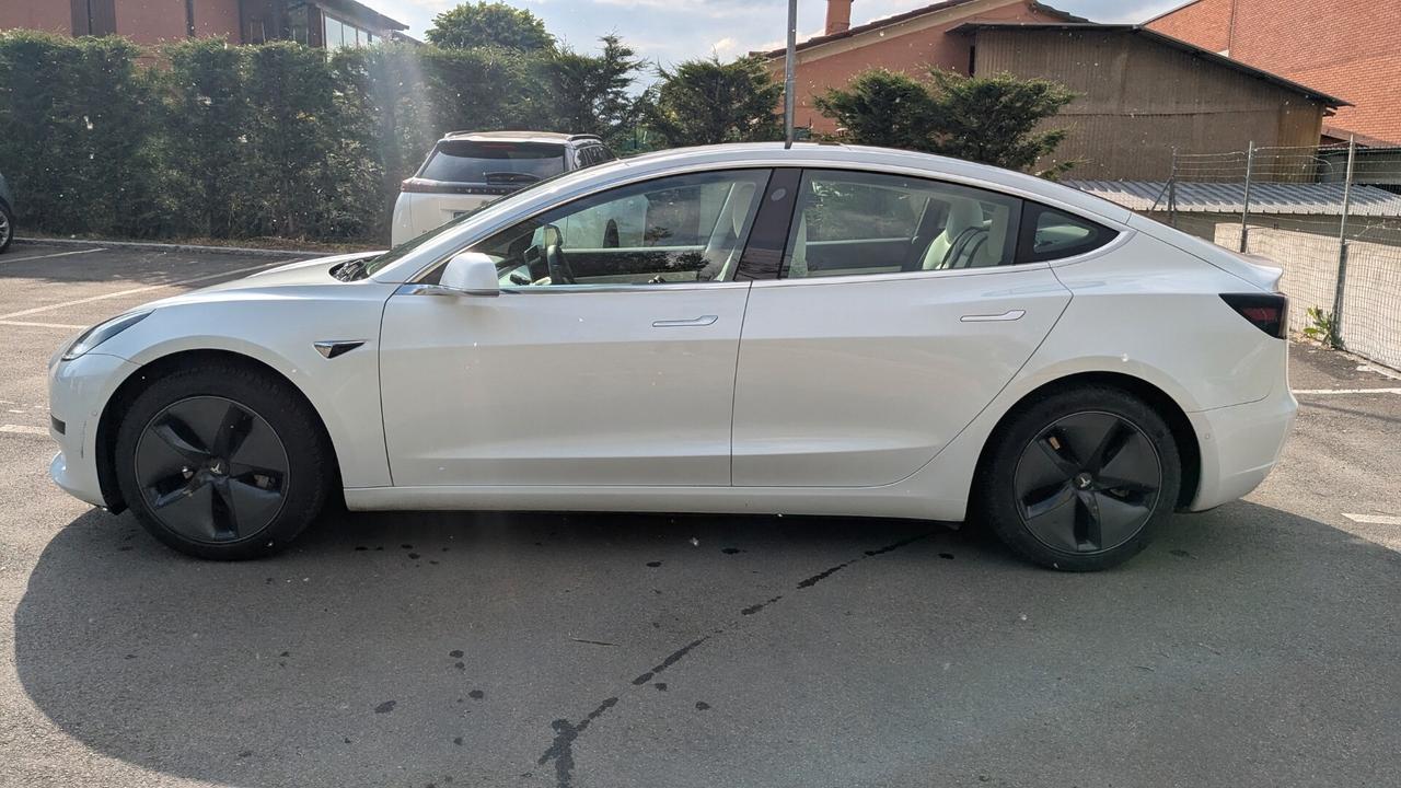 Tesla Model 3 Model 3 Standard RWD Plus