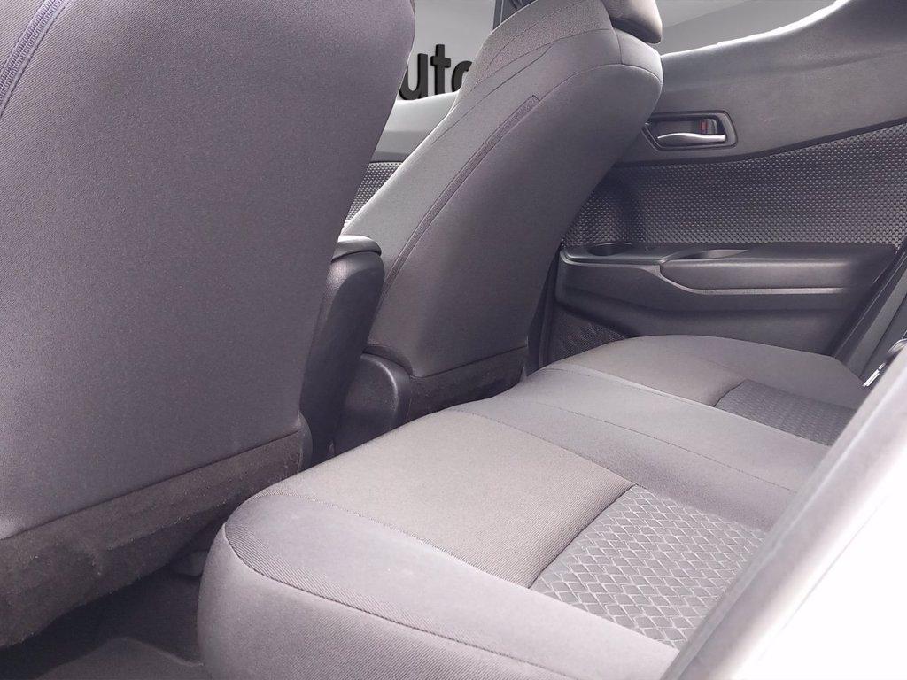 TOYOTA C-hr 1.8h active e-cvt del 2023