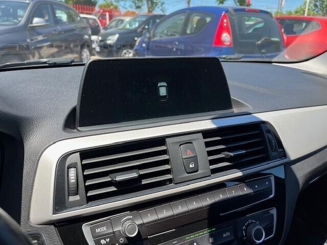 Bmw 118d SPORT LED TOT BLACK FINANZIAMENTO SENS AN