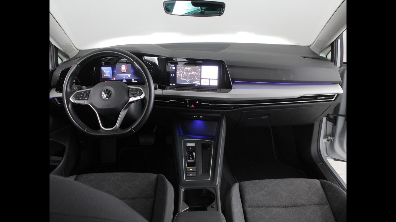 VOLKSWAGEN Golf VIII - Golf 1.0 etsi evo Life 110cv dsg