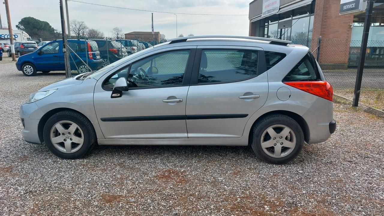 Peugeot 207 1.4 8V 75CV SW X Line ECO GPL