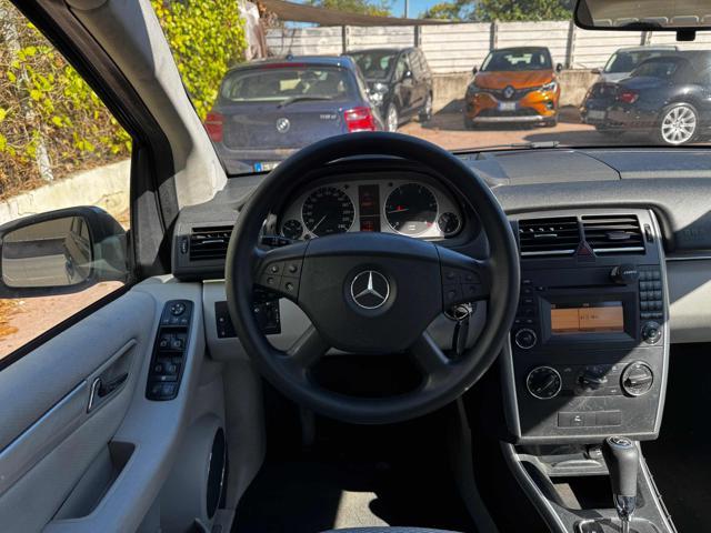 MERCEDES-BENZ B 180 CDI Premium