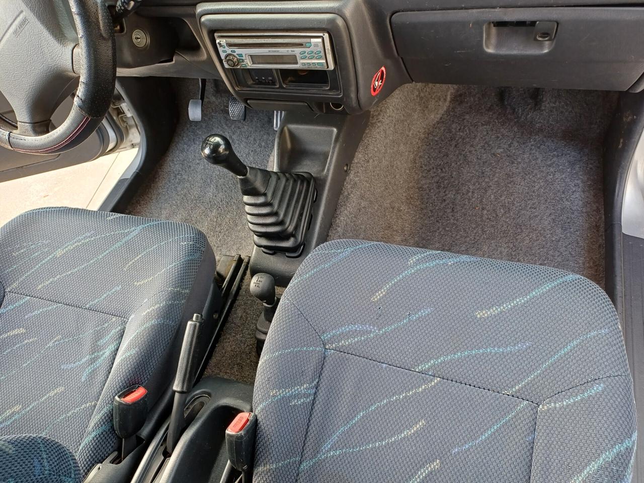 Suzuki Jimny 1.3i 16V cat 4WD JLX