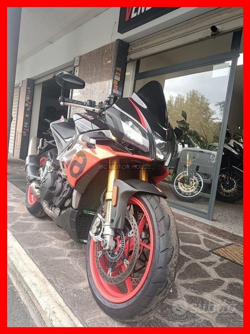 Aprilia tuono 1100 v4 factory +0maggi0 casco+rate