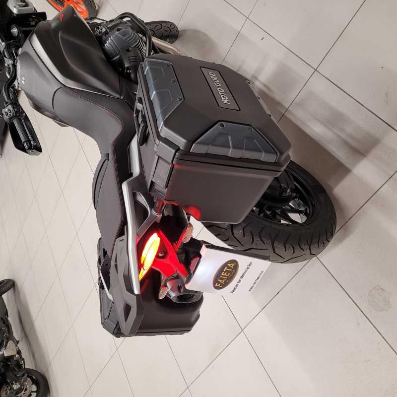 Moto Guzzi V85 Strada - 2025