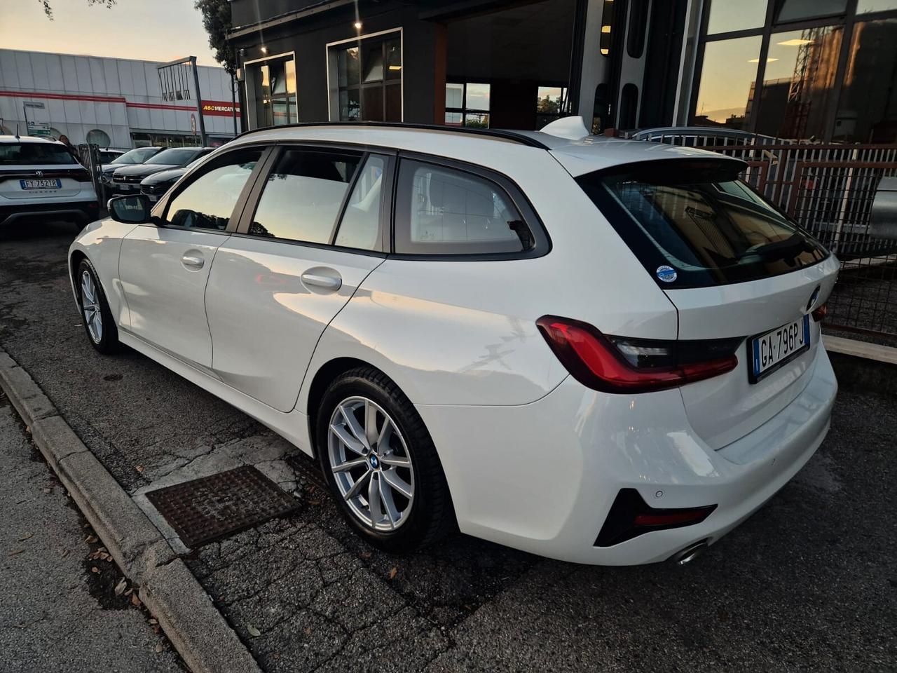 Bmw 320 320d Touring Business Advantage aut.