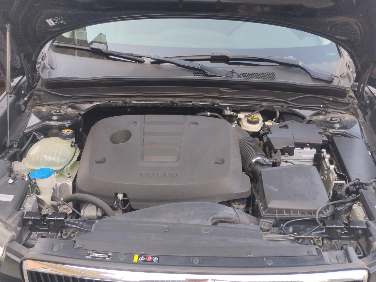 Volvo XC40 2.0 d3 Momentum auto .PREZZO REALE