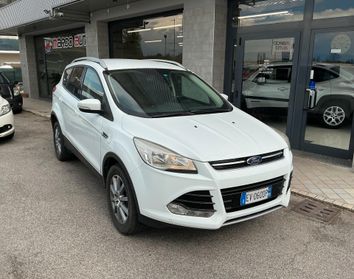 Ford Kuga 2.0 Diesel 4x4 Gancio Traino Neopatentati