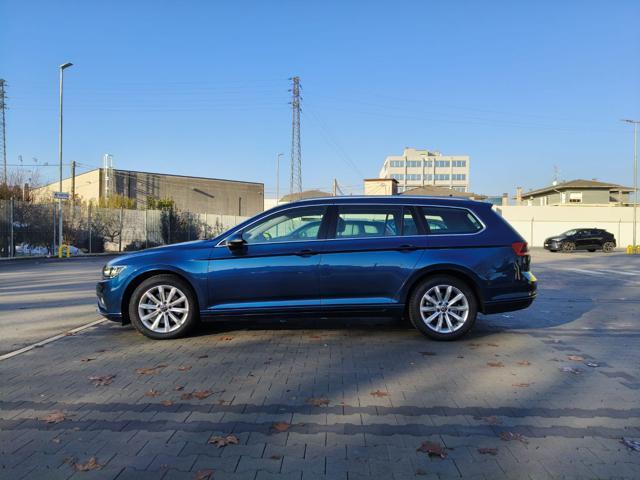 VOLKSWAGEN Passat Variant executive