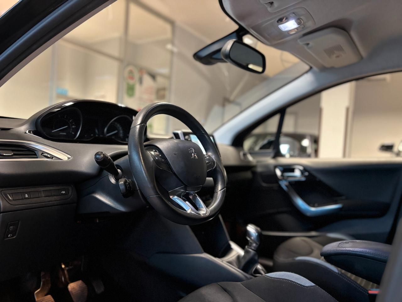 Peugeot 208 5p 1.2 vti *CINGHIA FATTA 100000KM*NEOPATENTATI