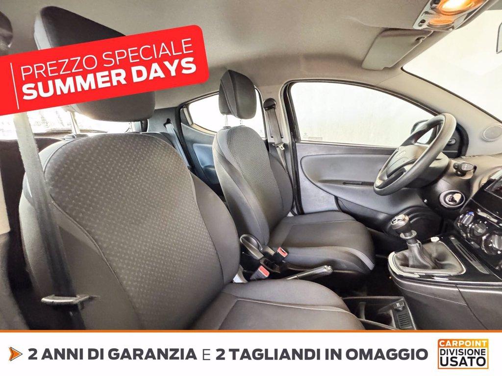 LANCIA Ypsilon 1.2 silver 69cv del 2017
