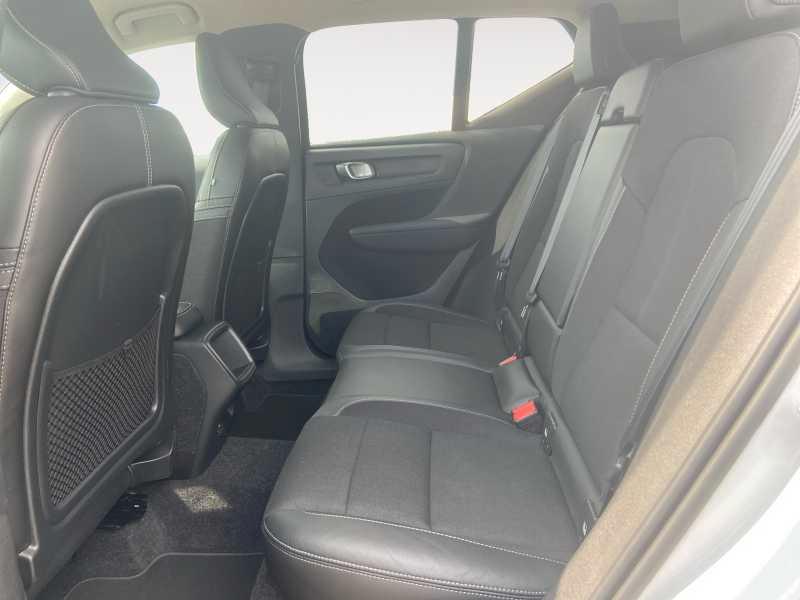 VOLVO XC40 2.0 d3 Momentum Core AuTo