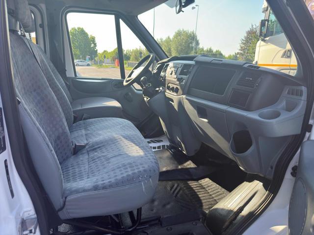 FORD Transit 350L 2.4 TDCi/100 PL-RG Cabinato