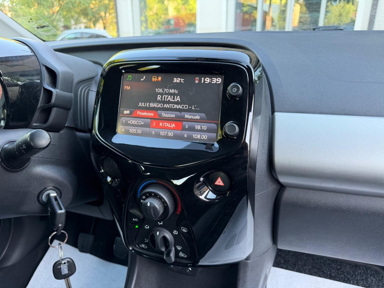 Peugeot 108 VTi 68 5 porte Allure