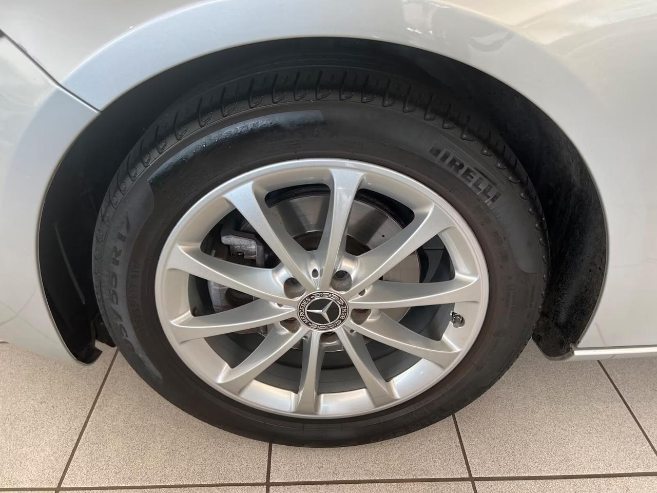 Mercedes-benz A 180 d Automatic aDVANCED
