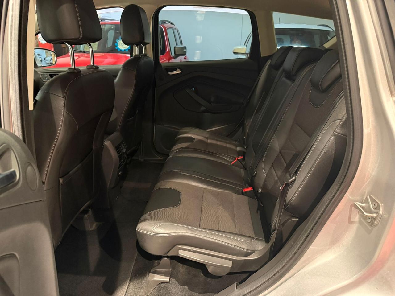 Ford Kuga 2.0 TDCI 120 CV S&S 2WD Titanium