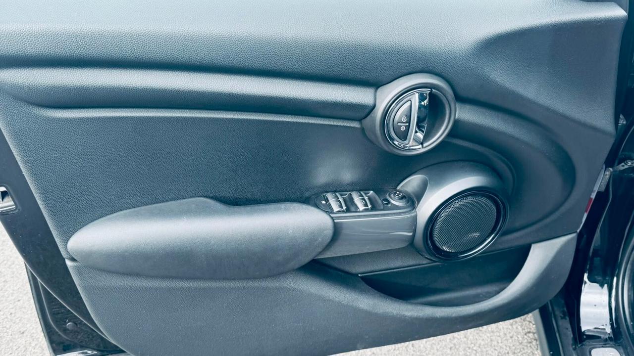 Mini 1.5 One D Business