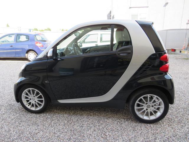 SMART ForTwo 1000 52 kW MHD coupé passion