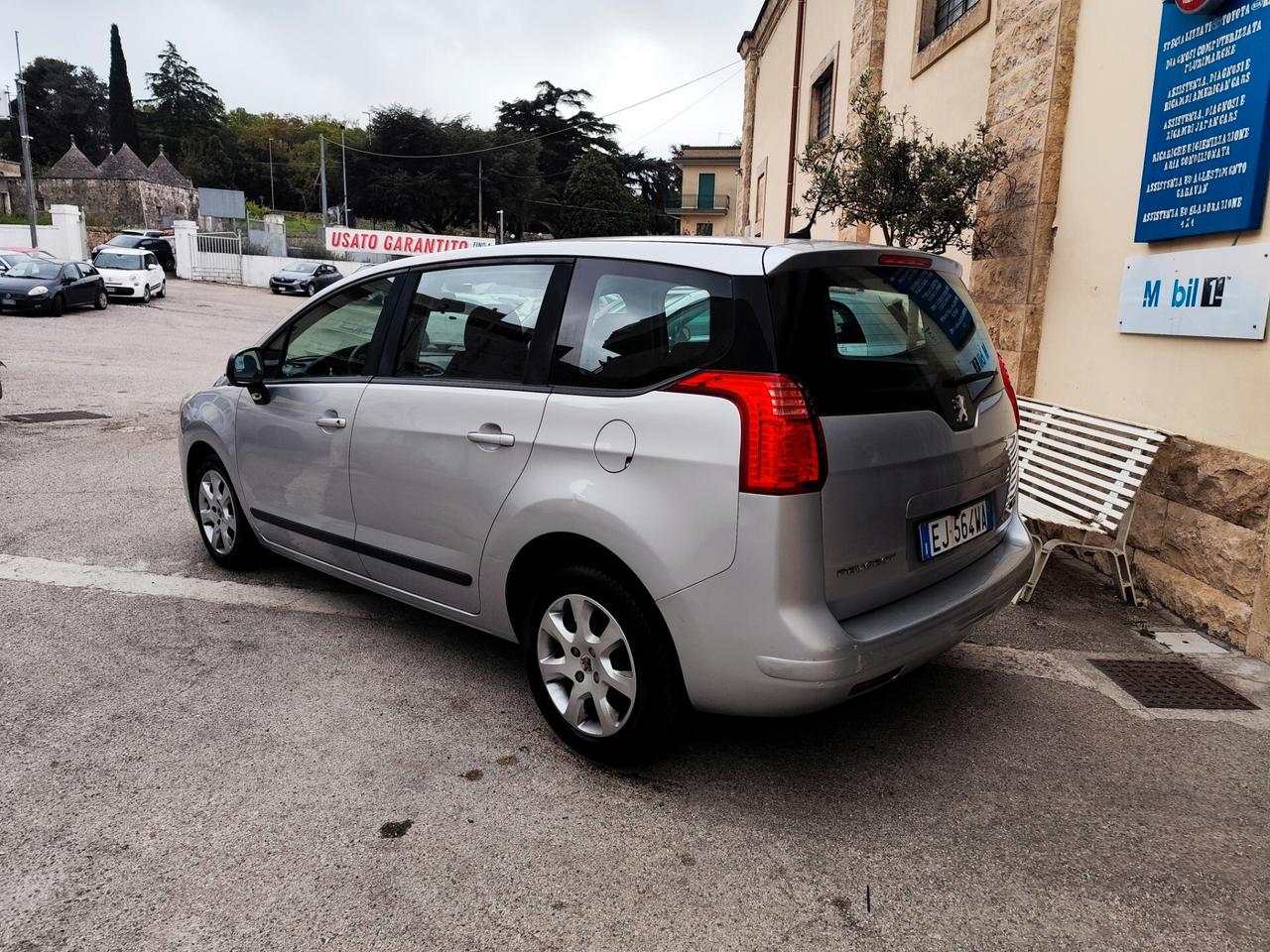 Peugeot 5008 1.6 HDi 112CV Family