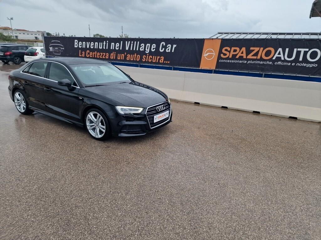 Audi A3 30 Sedan 1.6 TDIe 115CV 6M *S-LINE* Full Optional