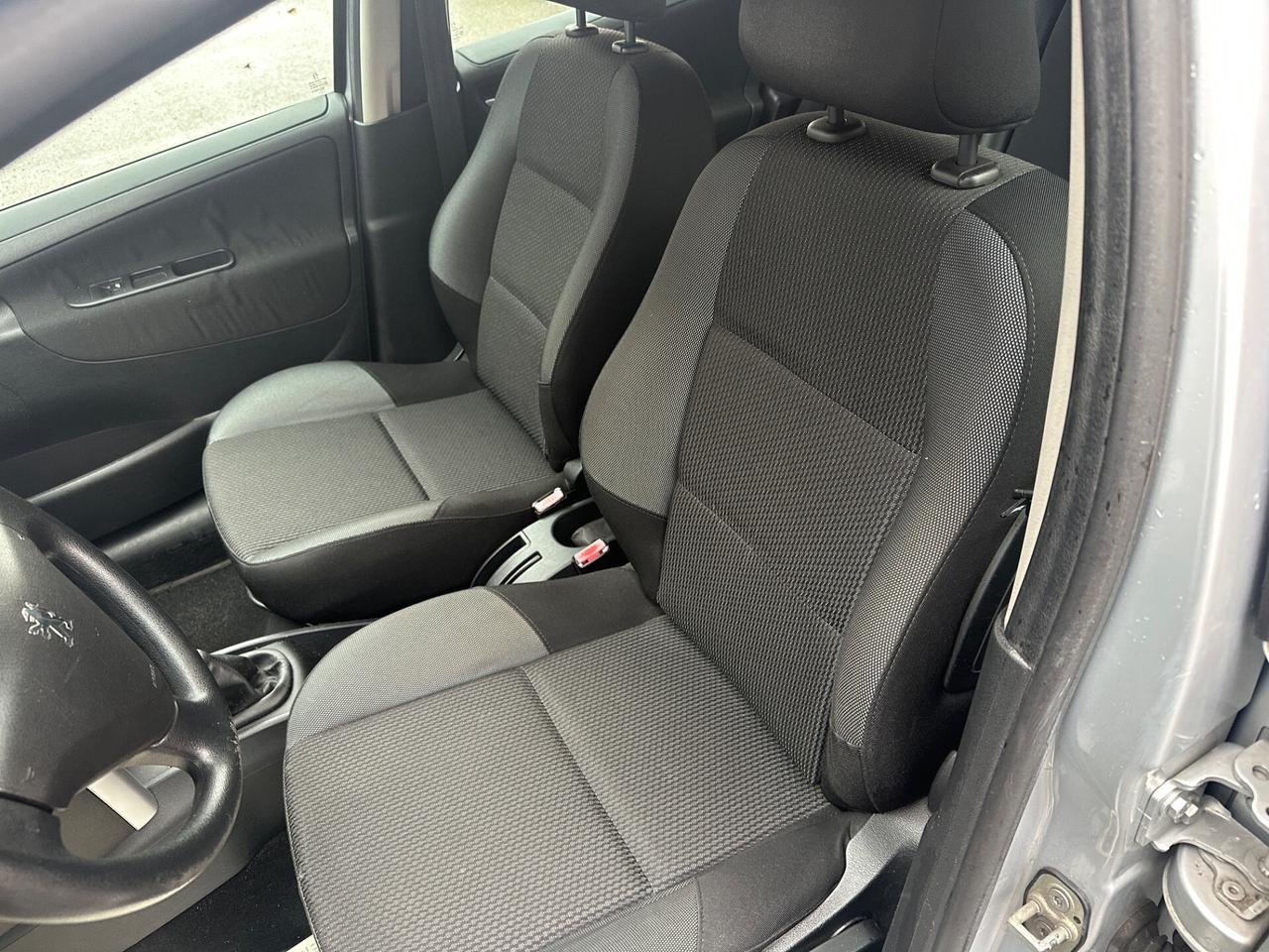 Peugeot 207 Plus 1.4 8V 75CV 5p. ECO GPL