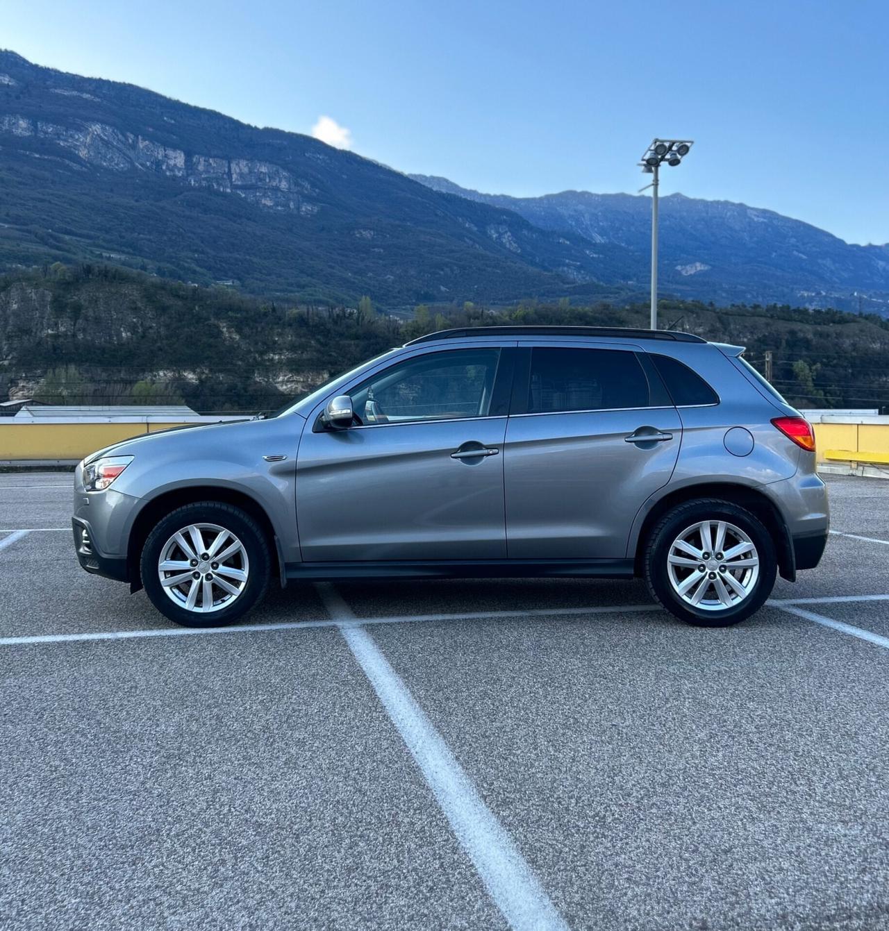 Mitsubishi ASX DI-D 150 CV 4WD FULL OPTIONAL