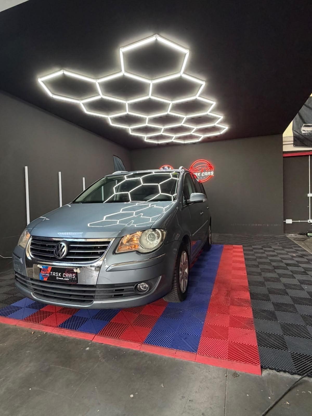 Volkswagen Touran 2.0 TDI DPF Highline
