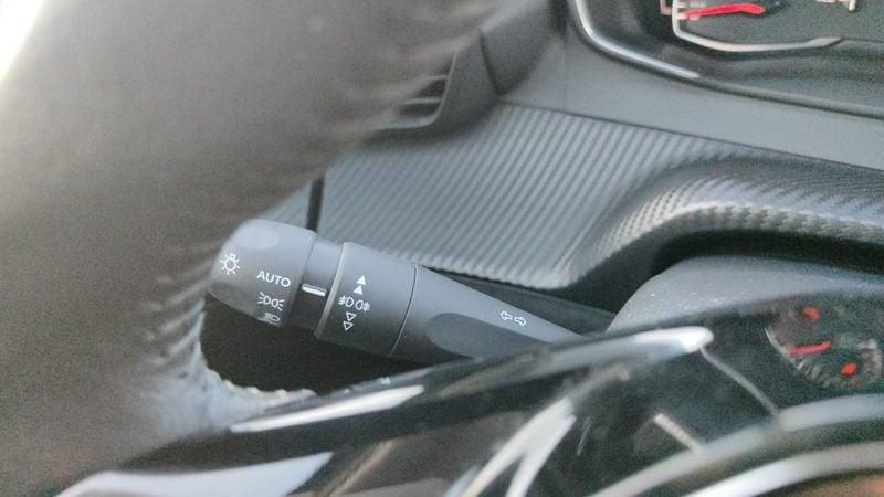 Peugeot 2008 2008 PureTech 100 S&S Allure Pack