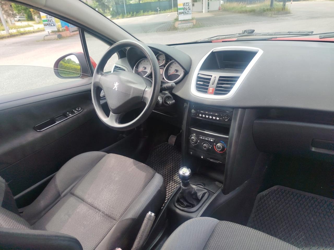 Peugeot 207 1.4 GPL (Accetto Permute)