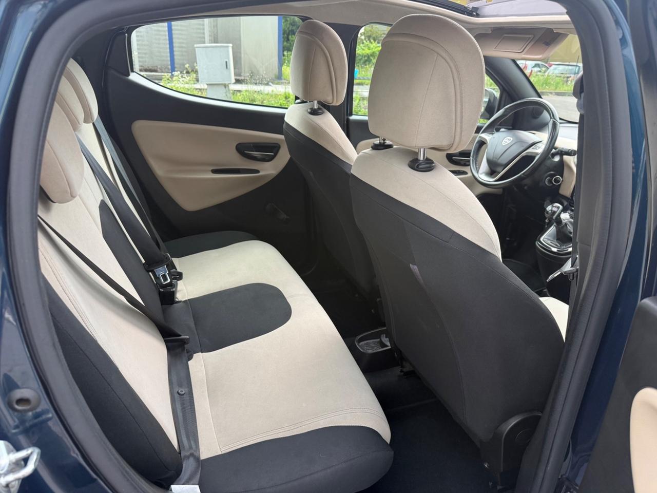 Lancia Ypsilon 1.3 MJT 16V 95 CV 5 porte S&S 30th Anniversary