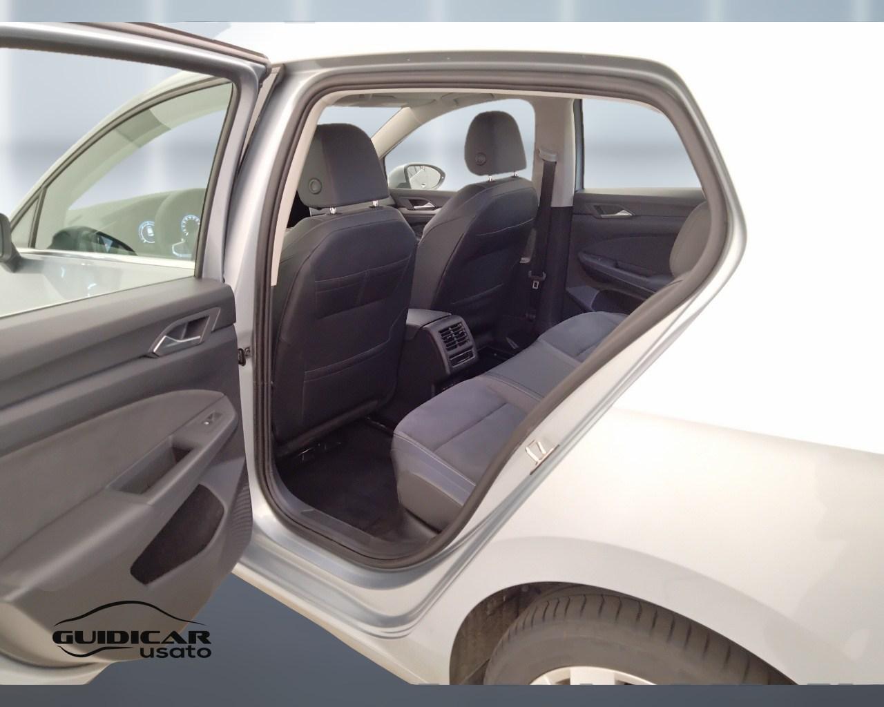 VOLKSWAGEN Golf VIII 2024 - Golf 2.0 tdi Style 150cv dsg