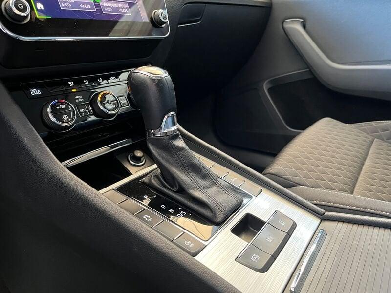 Škoda Superb Wagon 2.0 TDI EVO Executive 200 CV DSG