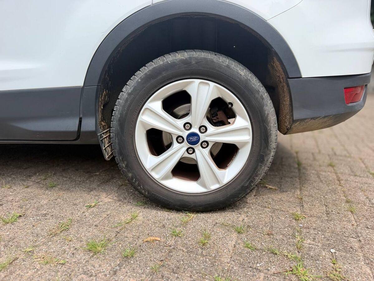Ford Kuga 1.6 ecoboost Plus s&s 2wd 150cv