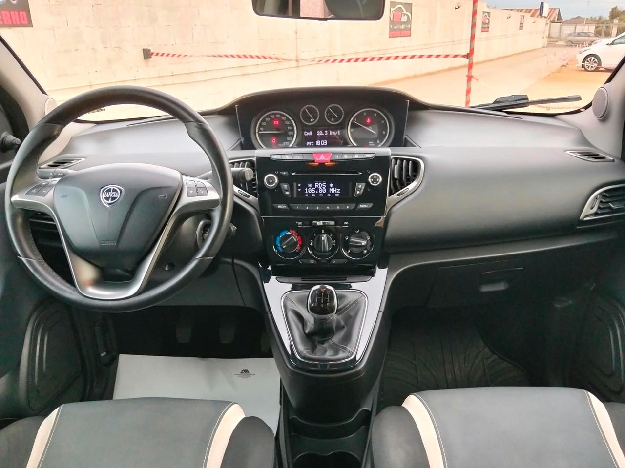 Lancia Ypsilon 1.3 MJT 16V 95 CV GARANTITA