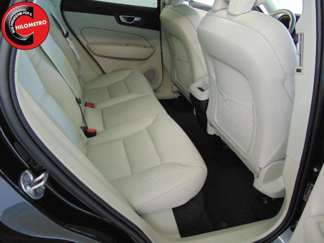 VOLVO XC60 XC60 2.0 b4 Plus Dark auto N1 AUTOCARRO