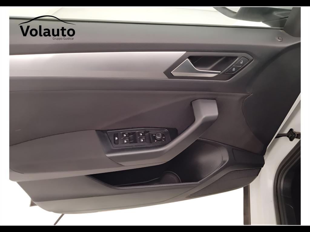 VOLKSWAGEN T-Roc I 2022 - T-Roc 1.0 tsi Life 110cv