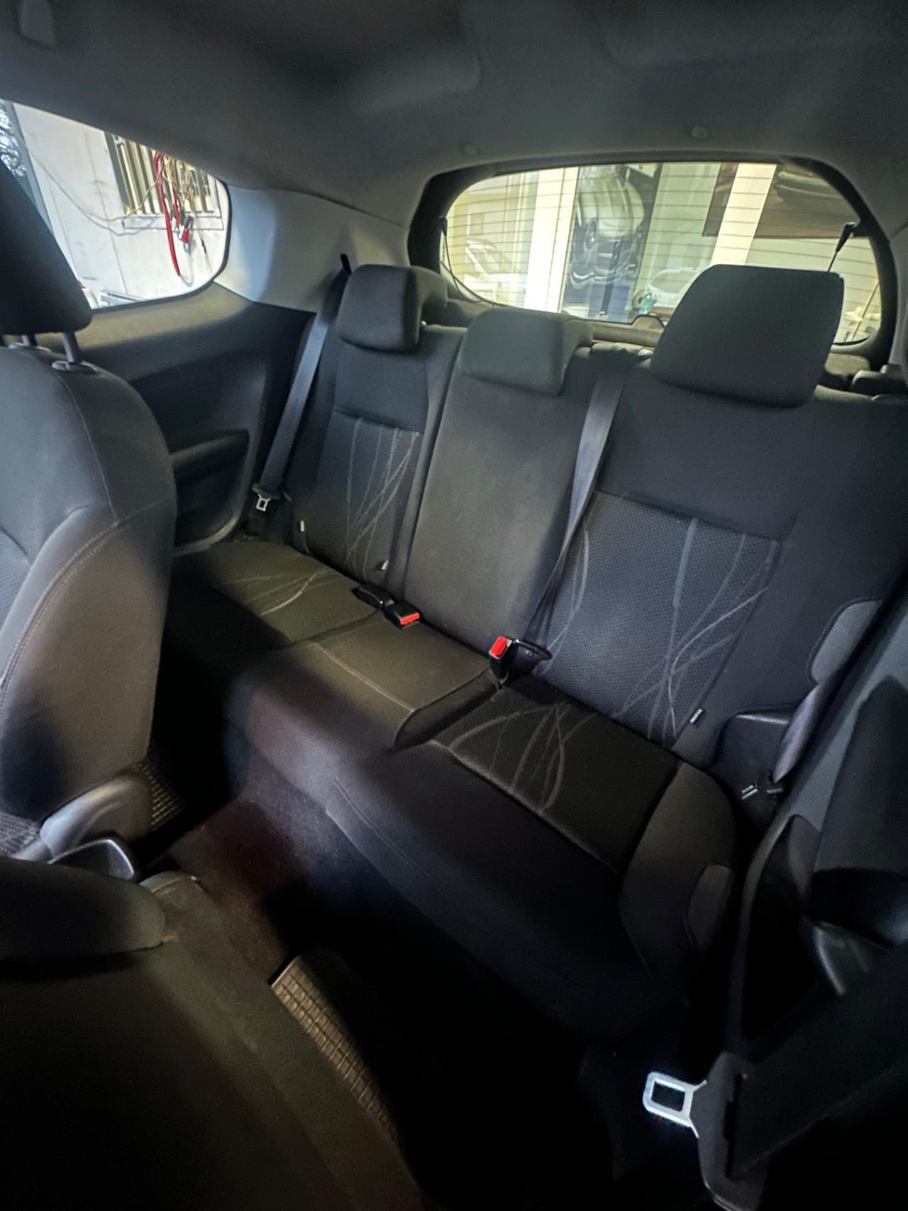 Peugeot 208 1.4 HDi 68 CV 3 porte Access