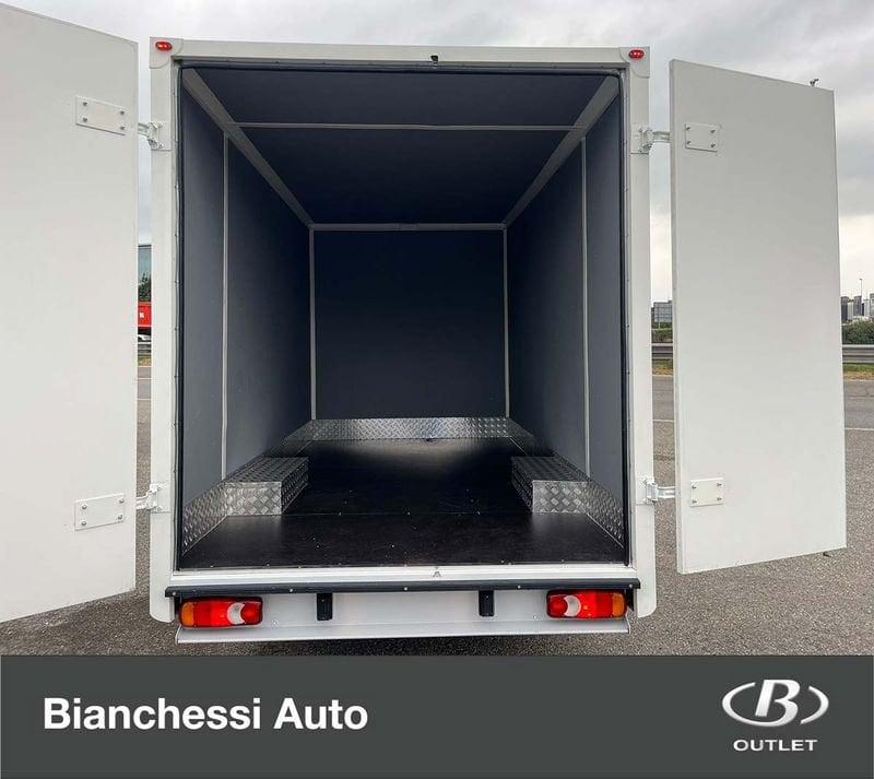 Peugeot Boxer 335 2.2 BlueHDi 140 S&S PLM Cabinato