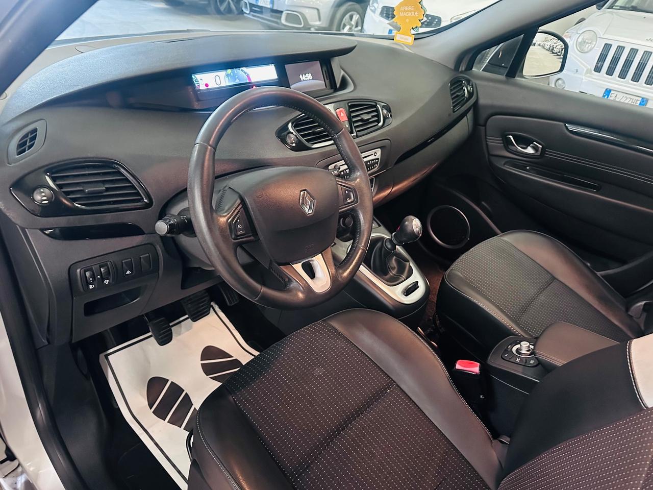 Renault Scenic Scénic X-Mod 1.5 dCi 110CV Luxe