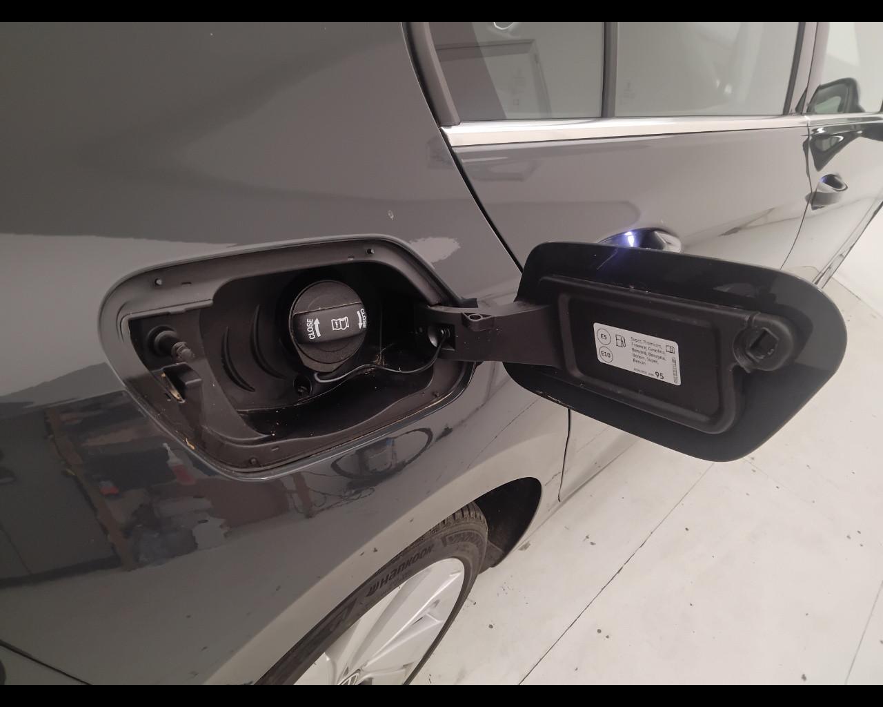 VOLKSWAGEN Golf VIII 2024 - Golf 1.5 tsi ehybrid Style 204cv dsg
