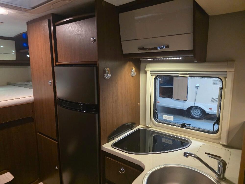 CAMPER ROLLER TEAM T-LINE GARAGE S