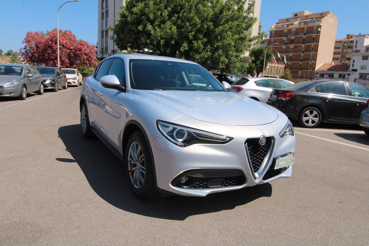 Alfa Romeo Stelvio 2.2 Turbodiesel 190 CV AT8 RWD Executive