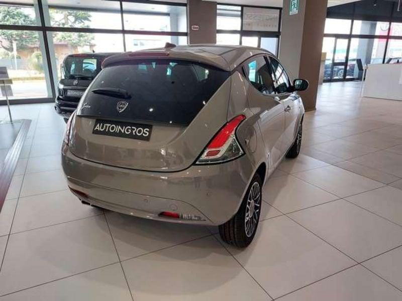 Lancia Ypsilon 1.0 hybrid Alberta Ferretti NUOVA DA IMMATRICOLARE