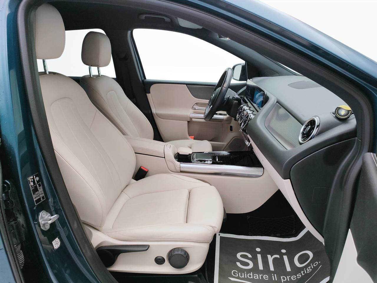 Mercedes-Benz Classe B - W247 2018 - B 180 d Sport Plus auto